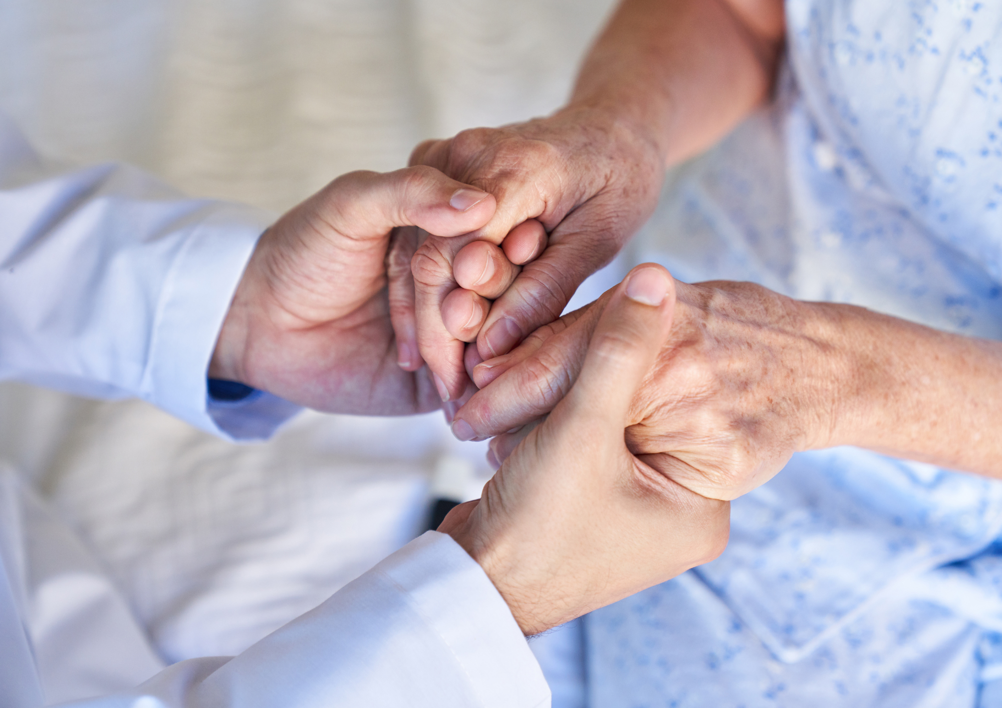 Verónica Valhondo, psicóloga de Hospital Parque Vegas Altas, nos da las claves para superar el duelo por fallecimiento repentino