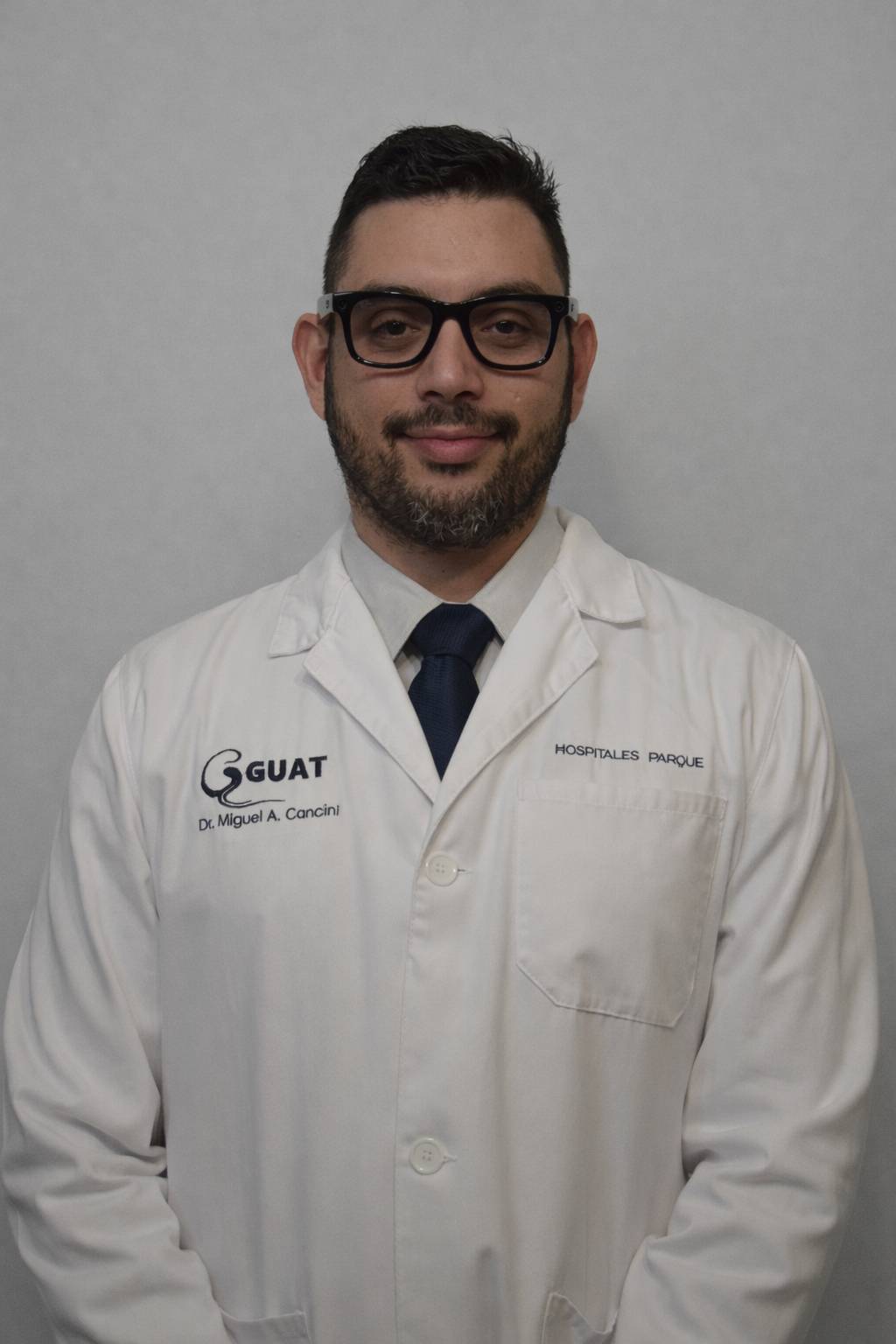 El Dr. Miguel A. Cancini es especialista en Urología con amplia experiencia en urología general, endourología, litiasis urinaria y urología funcional. 