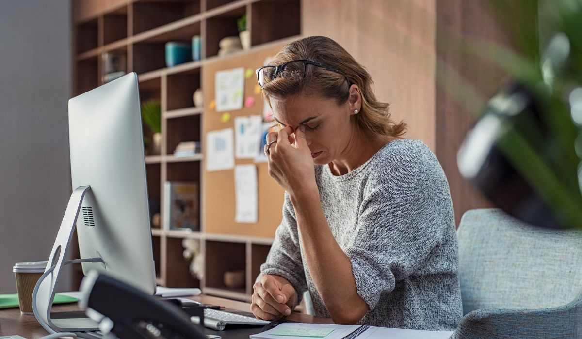 Descubre cómo combatir el estrés con estrategias efectivas. Aprende a relajarte y mejorar tu bienestar diario.