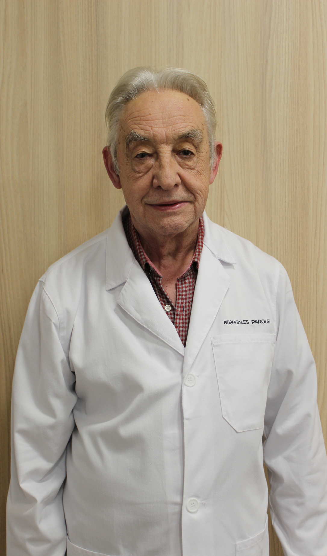 Dr. Carlos Contreras Rosino especialista en Medicina interna en Talavera
